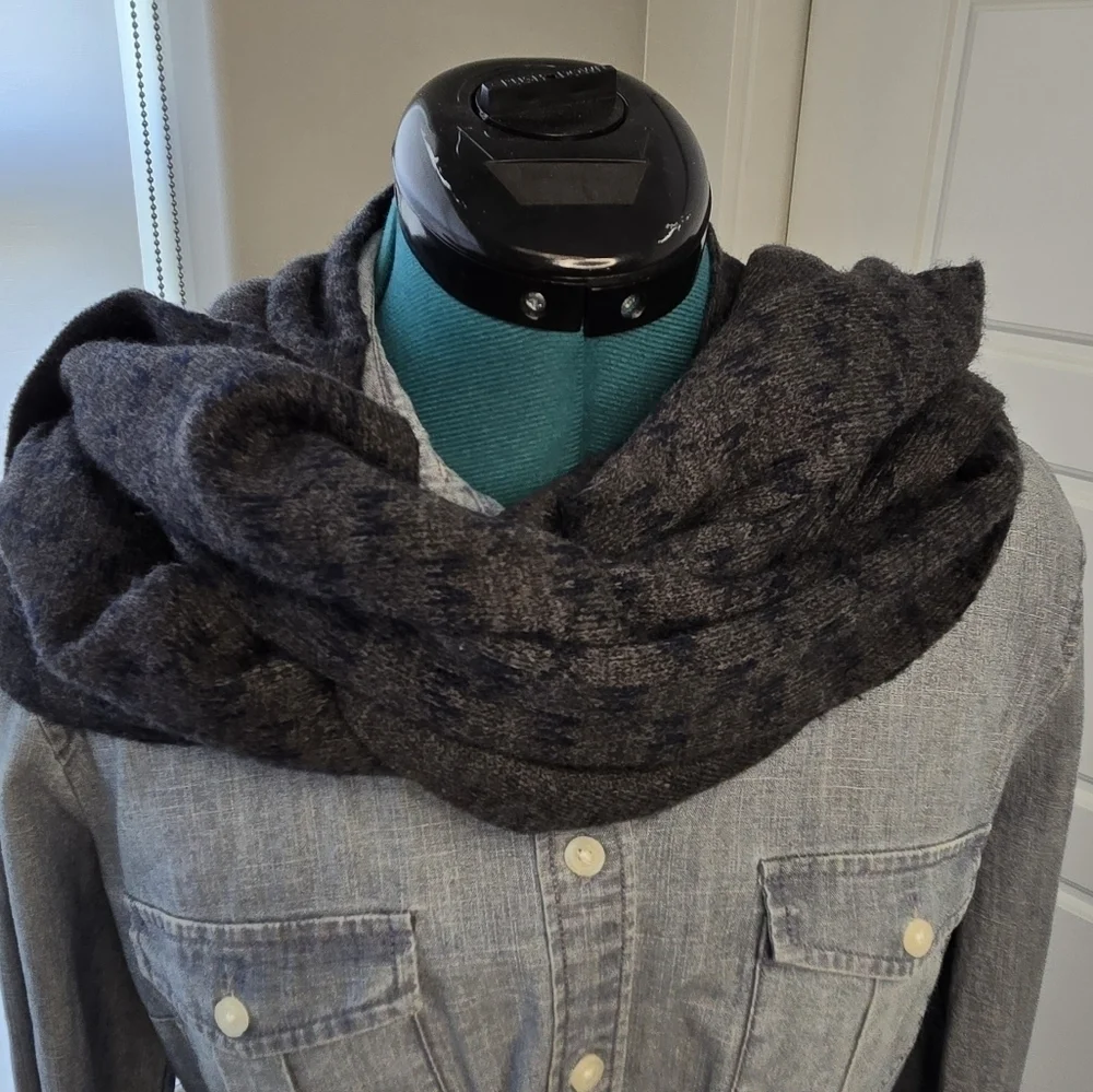 MICHAEL KORS LONG SCARF DARK GREY BLUE MK LOGO PRINT UNISEX MENSWEAR MENS OS